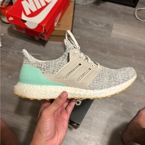 Adidas Ultraboost Women New 9.5